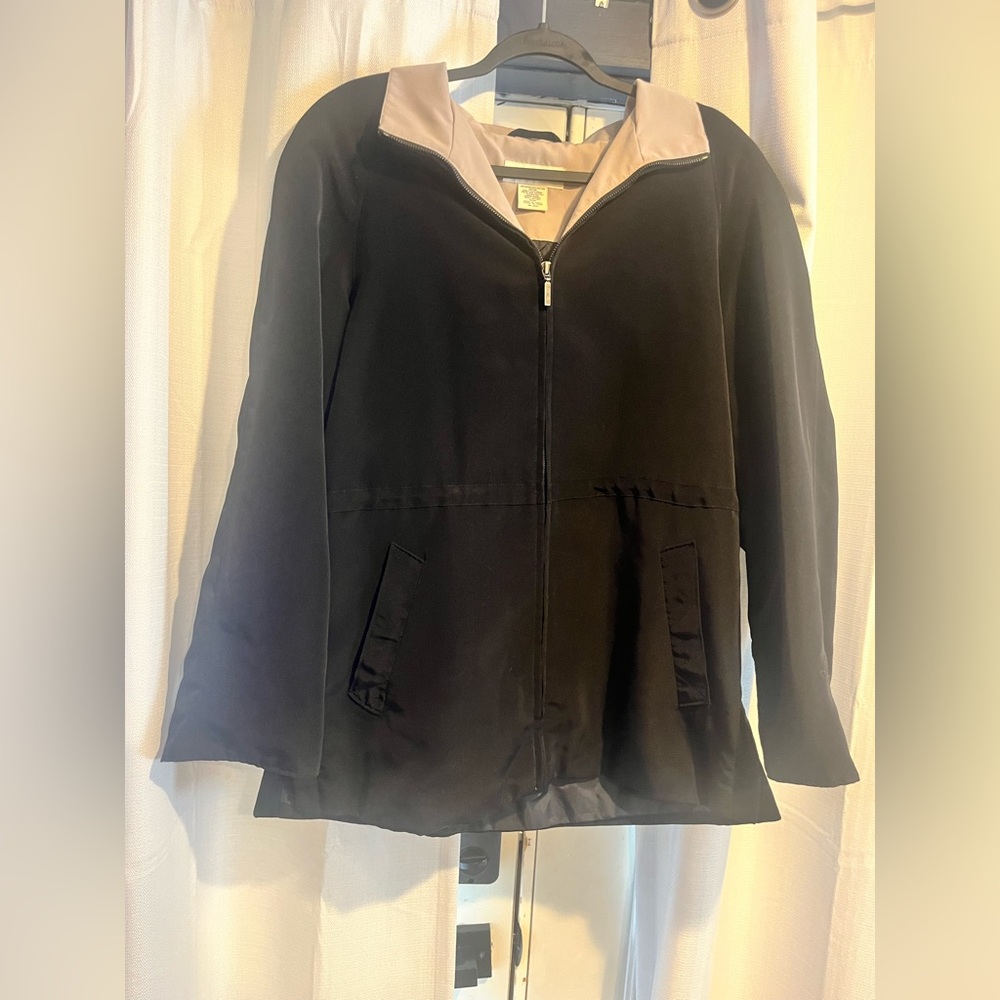 Jones New York Black Jacket with Cream Collar